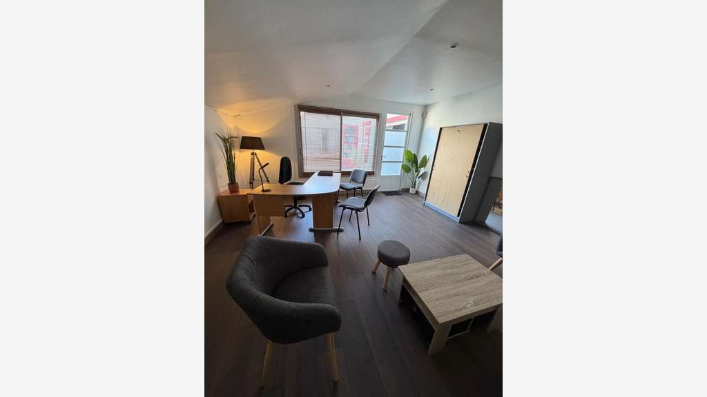 Loue bureaux meublés équipés 50m² Bordeaux centre
