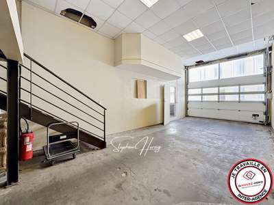 Locaux professionnels 305m² à Bordeaux Rue Lecocq