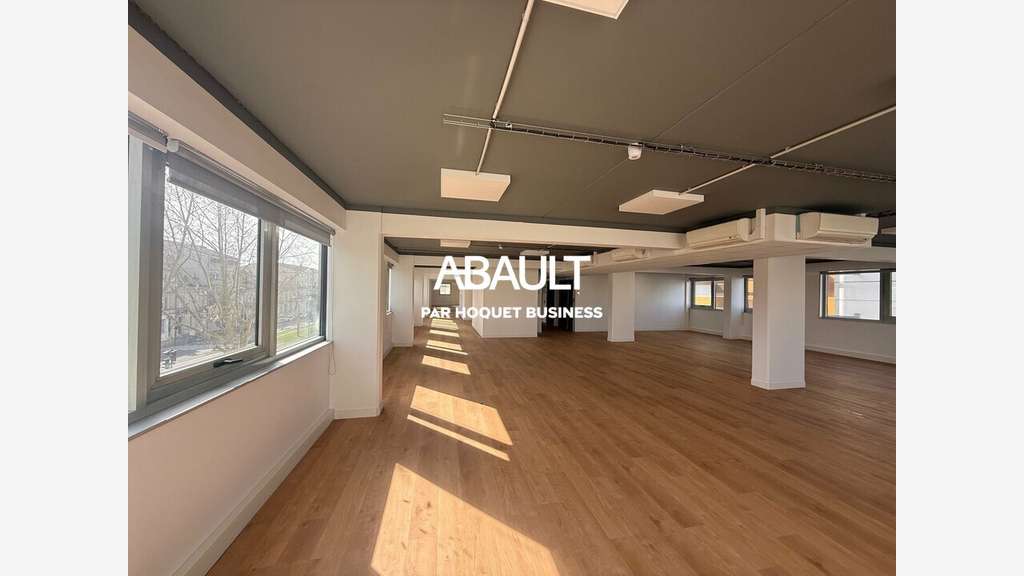 Bureaux refaits à neuf à louer Bordeaux centre 
