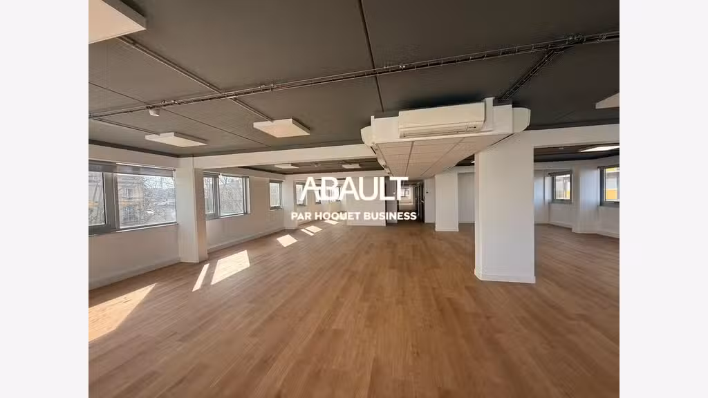 Bureaux refaits à neuf à louer Bordeaux centre 