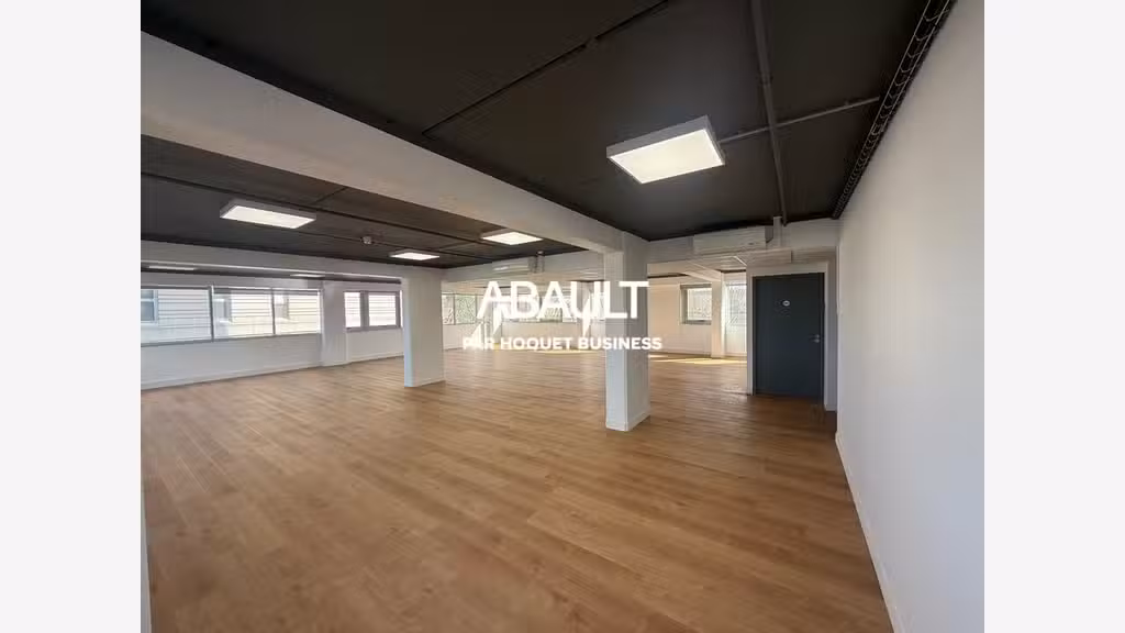Bureaux refaits à neuf à louer Bordeaux centre 