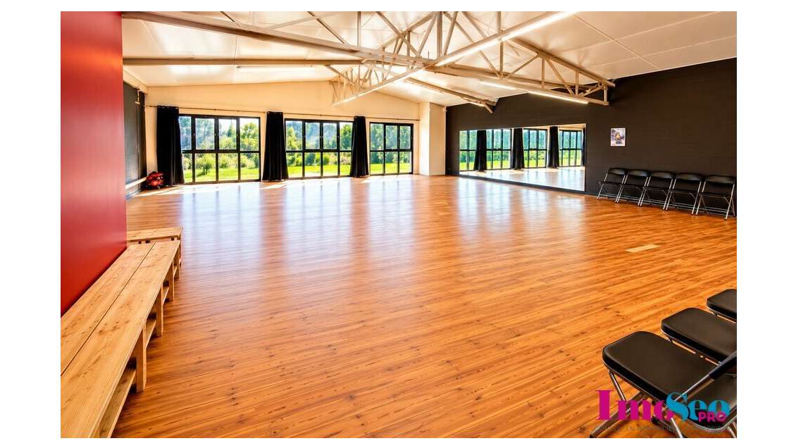 Local professionnel 120m² à louer Bordeaux