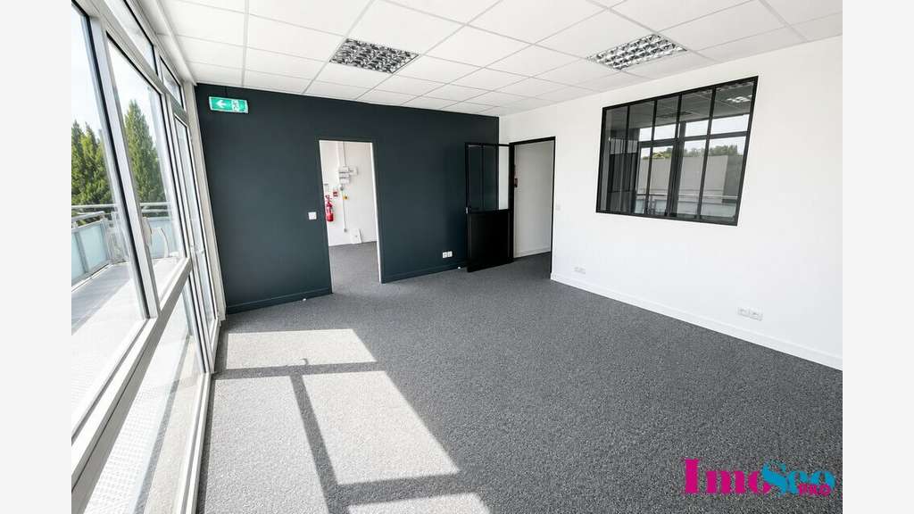 Bureaux de 235m² à louer à Bordeaux Nord
