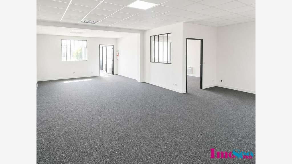 Bureaux de 235m² à louer à Bordeaux Nord