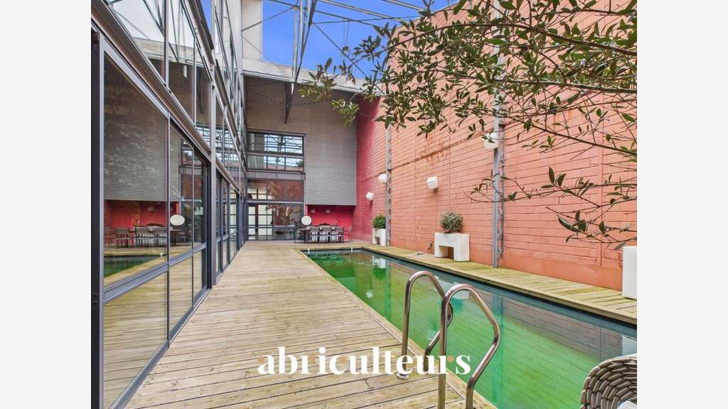 Location de bureaux avec piscine Rive droite à