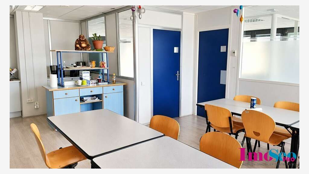 Bureaux 660m² à louer à Bordeaux Mériadeck