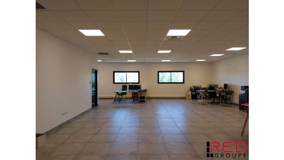 A louer bureau 170m² R+1 à Bouc-Bel-Air