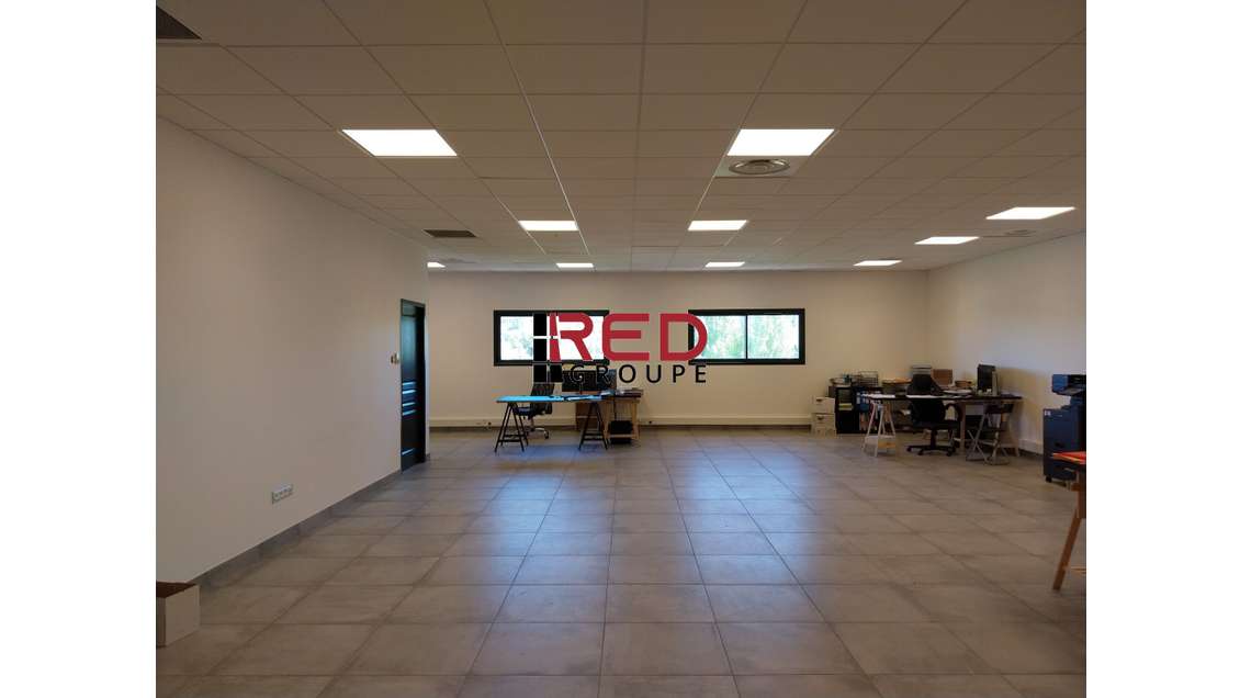 A louer bureau 170m² R+1 à Bouc-Bel-Air