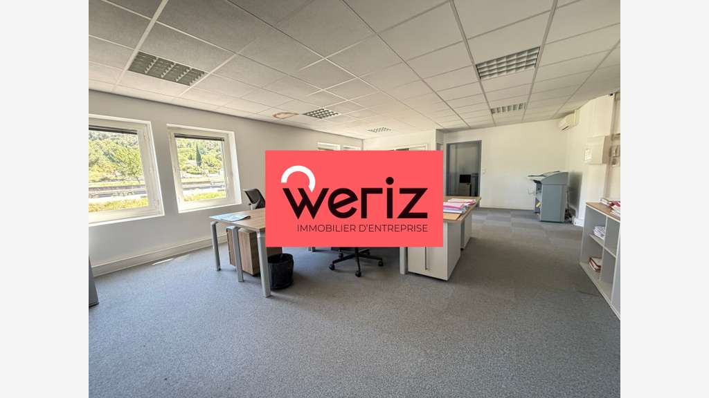 Location bureaux 62m² à Bouc Bel Air