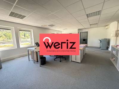 Location bureaux 62m² à Bouc Bel Air
