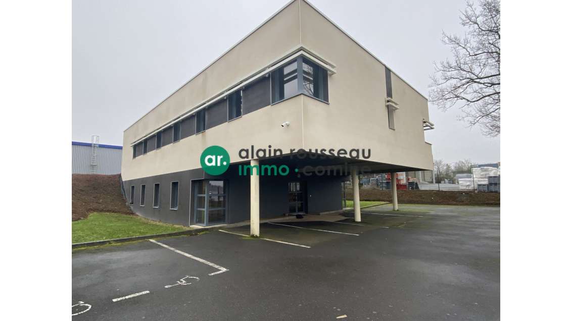A louer bureaux 200m²  RDC à Bouchemaine