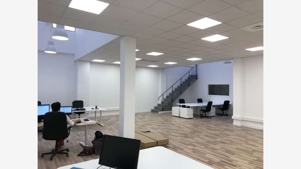 A louer bureaux 258m² sur Boulevard de Paris 13002