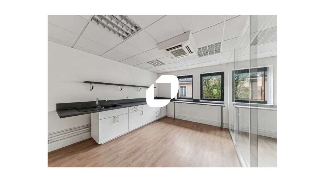 A louer Bureaux 247m² Boulogne billancourt