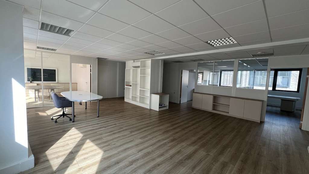 Location bureaux 120m² à Boulogne Billancourt 