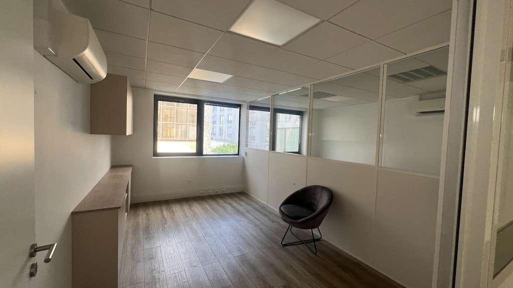 Location bureaux 120m² à Boulogne Billancourt 