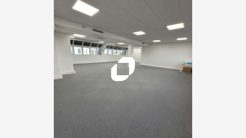 A louer Bureaux 121m² Boulogne billancourt