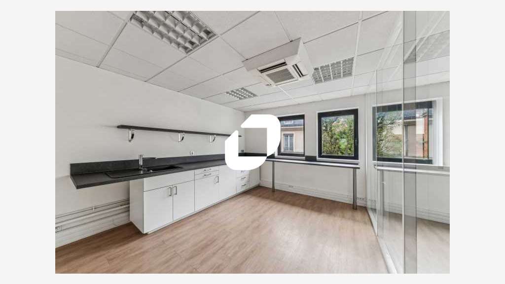 A louer Bureaux 247m² Boulogne billancourt
