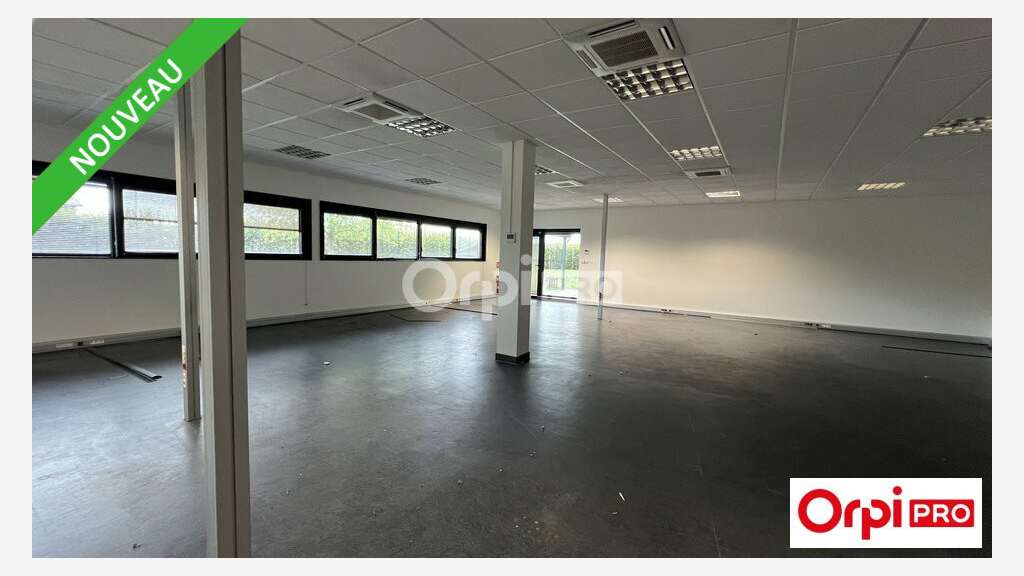 Bureaux 906m² RDC à louer à Bourg-de-Péage