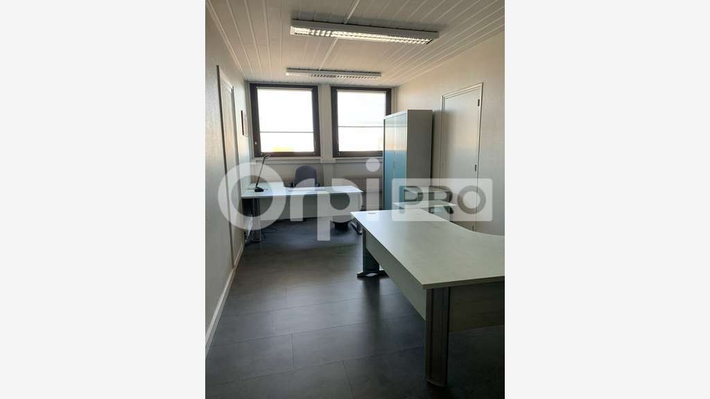 A louer ensemble de 10 bureaux à Bourg-en-Bresse