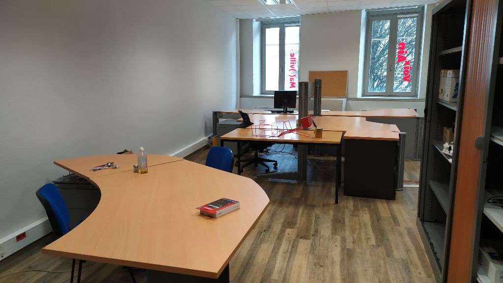 A louer bureaux de 21 et 37m² à Bourg en Bresse