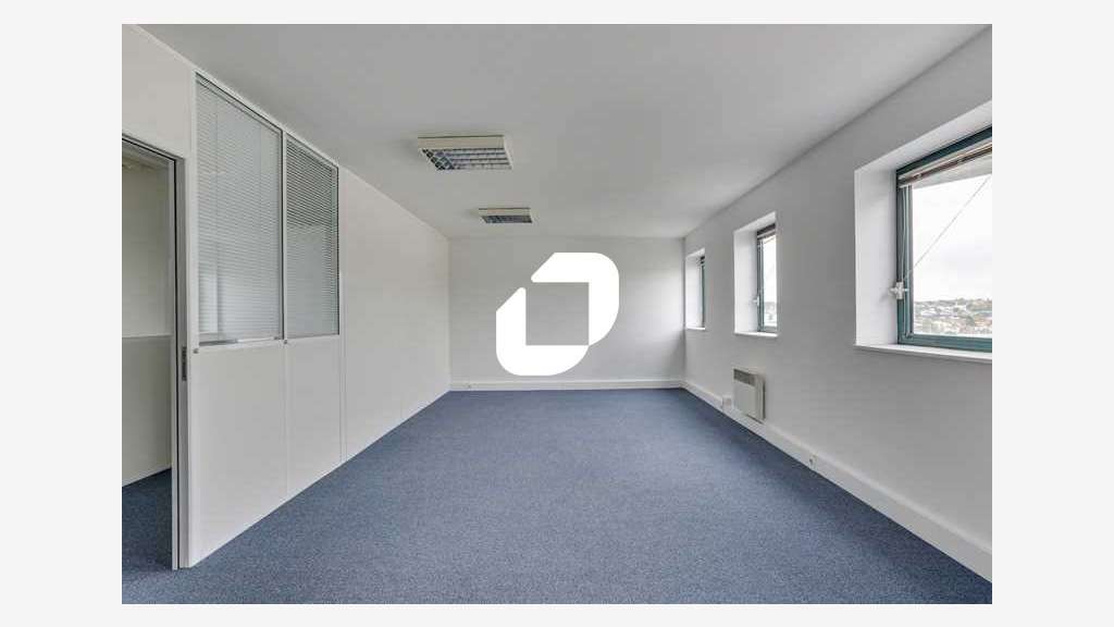 A louer Bureaux 330m² Bourg la reine