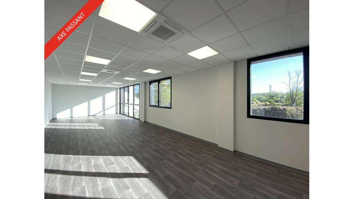 A louer bureaux 132m² RDC à Bourg-Lès-Valence