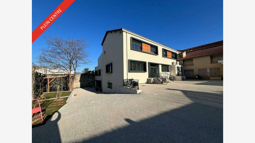 A louer bureaux 120 m² Valence centre avec parking