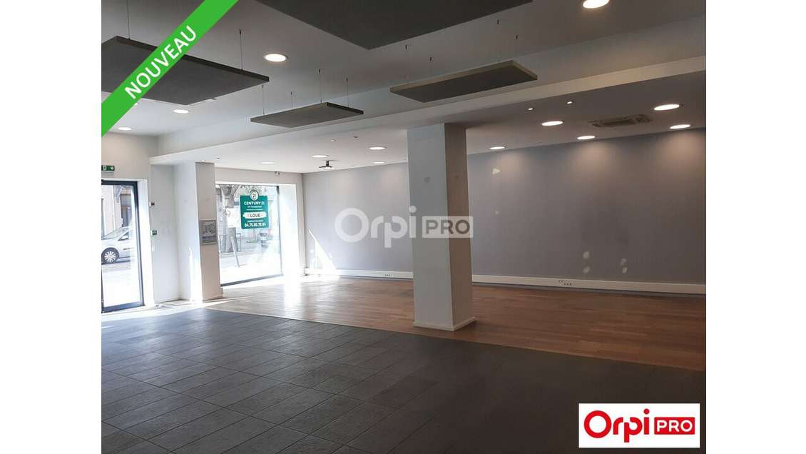 A louer local commercial 200m² Bourg-lès-Valence