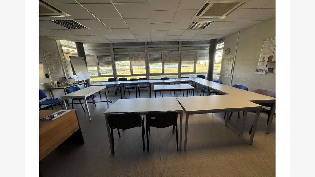 À louer bureaux de 300m² à Bourges lac d'Auron