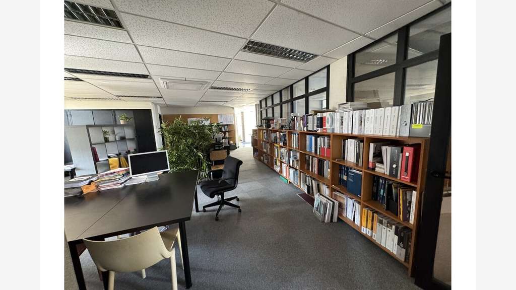 À louer – Bureaux de 300 m² à Bourges – Cher (18)