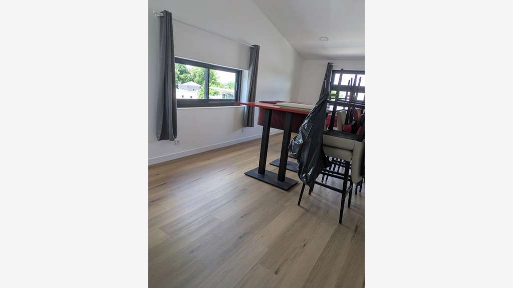 Bureau 20m² à louer à Bourgoin-Jallieu centre