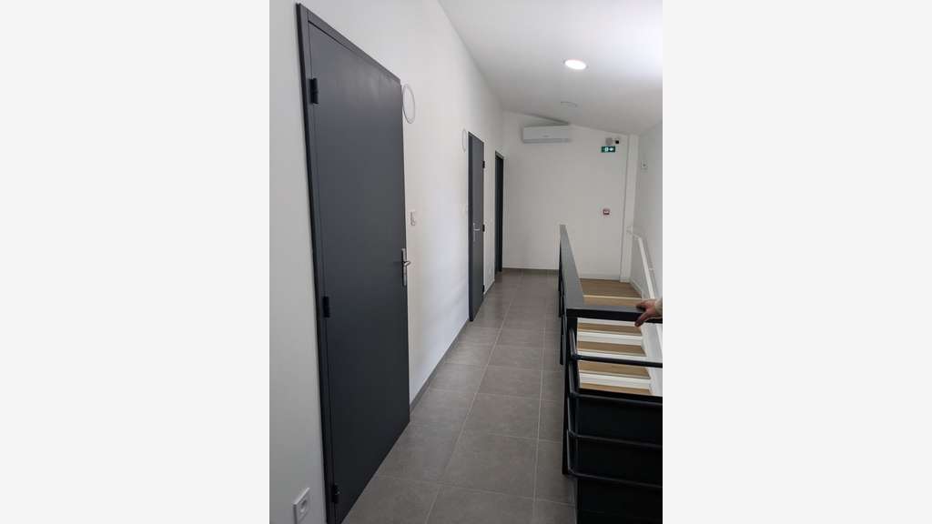 Bureau 20m² à louer à Bourgoin-Jallieu centre