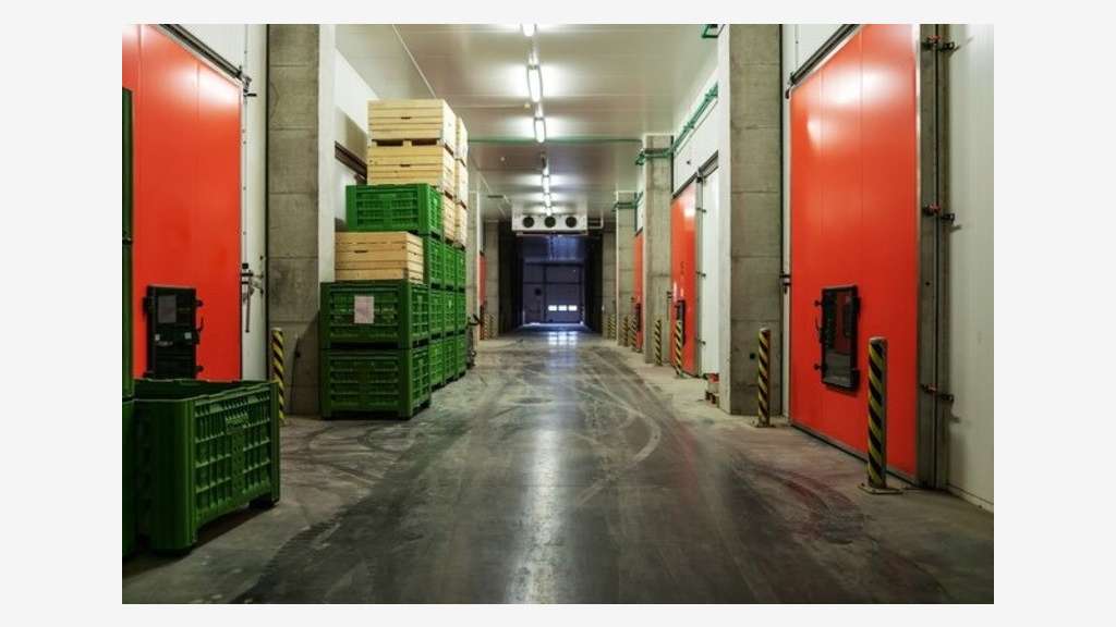 Local/bureau 320m² à louer à Bourgoin Jallieu (38)