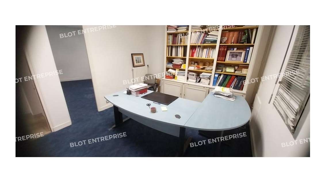 A louer bureaux 195m² RDC PMR à Brest