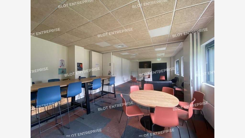 A louer bureaux 278m² Brest Zone de l'Hermitage