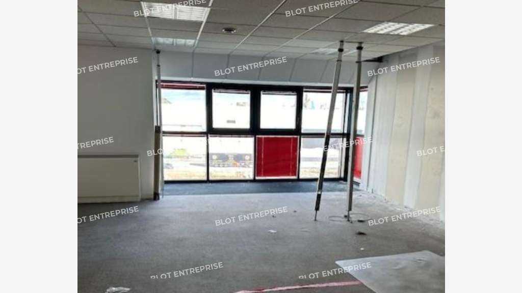 A louer bureaux 135m² à Brest Grand Large