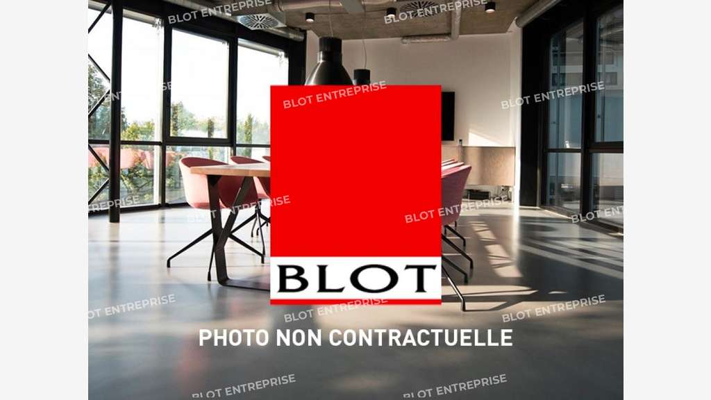 A louer local de 300m² ERP5 belle visibilité Brest