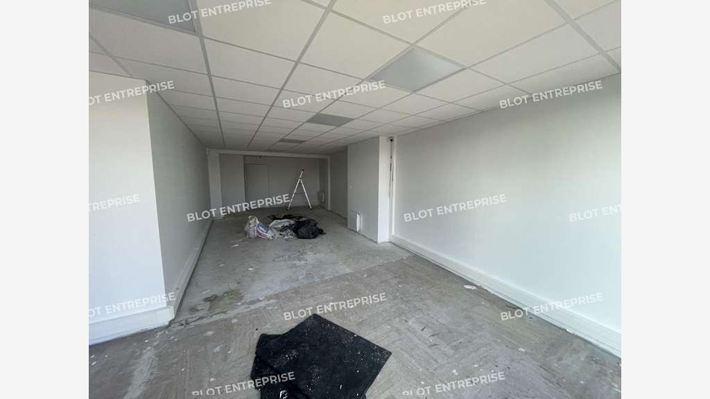 A louer local professionnel 60m² à Brest centre 