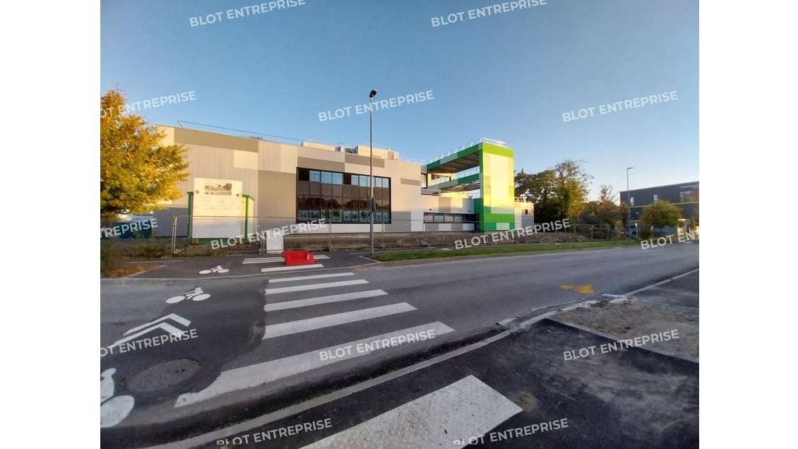 A louer bureaux neufs 58m² R+1 à Brest Kergaradec 