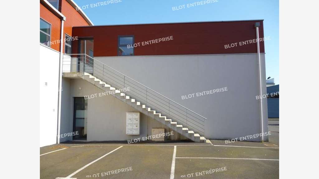 A louer bureaux 90m² port de commerce de Brest