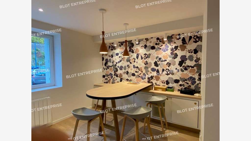 A louer bureaux 58m² rénové Brest Port de Commerce