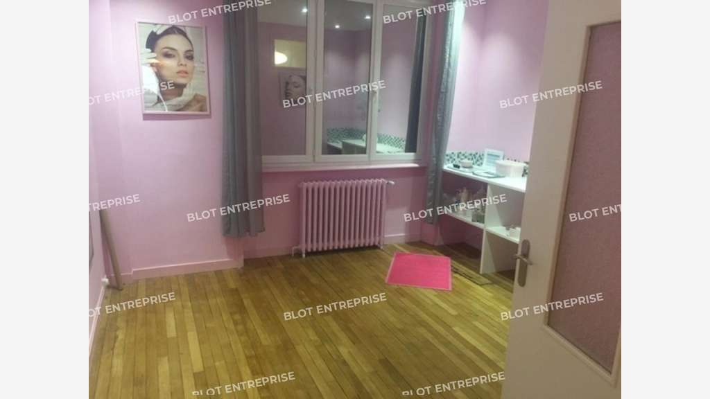A louer bureaux 77m² ERP Square Wilson Brest