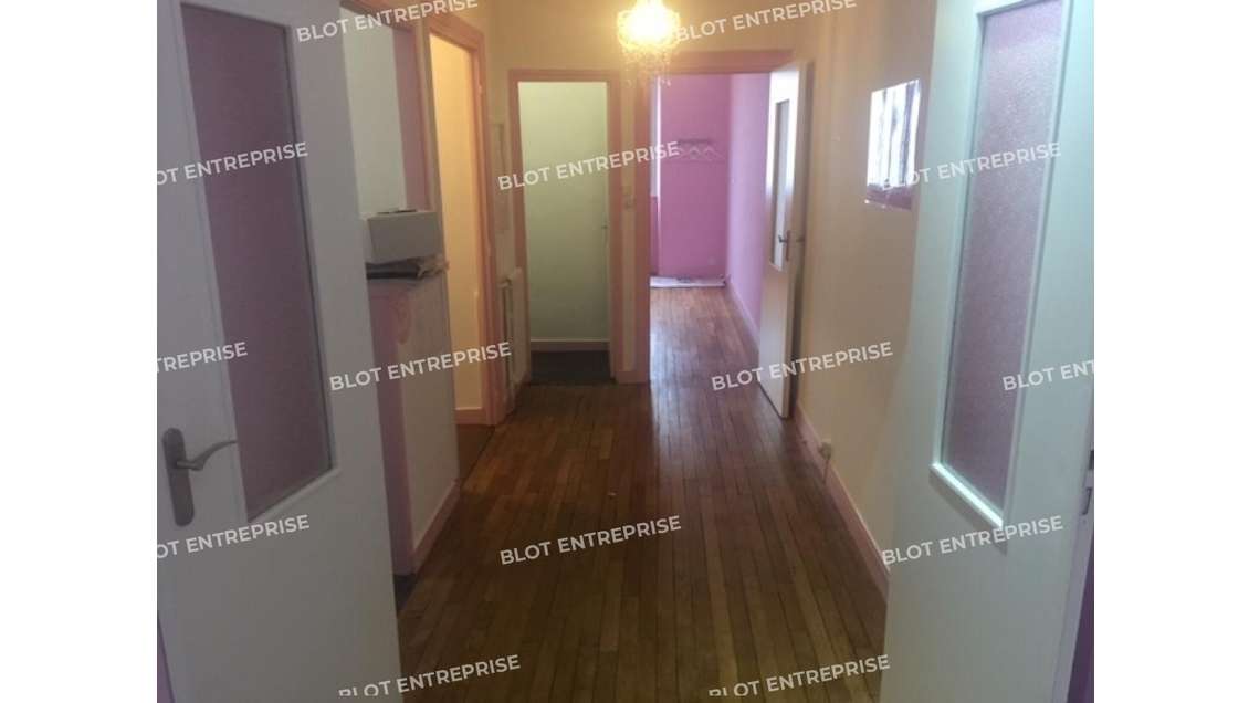 A louer bureaux 77m² ERP Square Wilson Brest