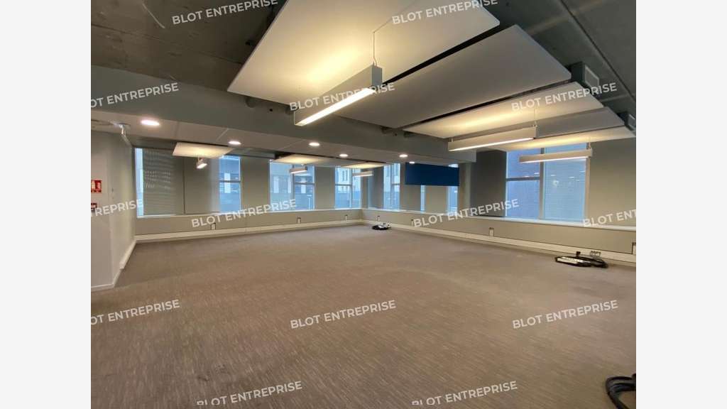 A louer bureaux 245m² R+1 à Brest Port de Commerce