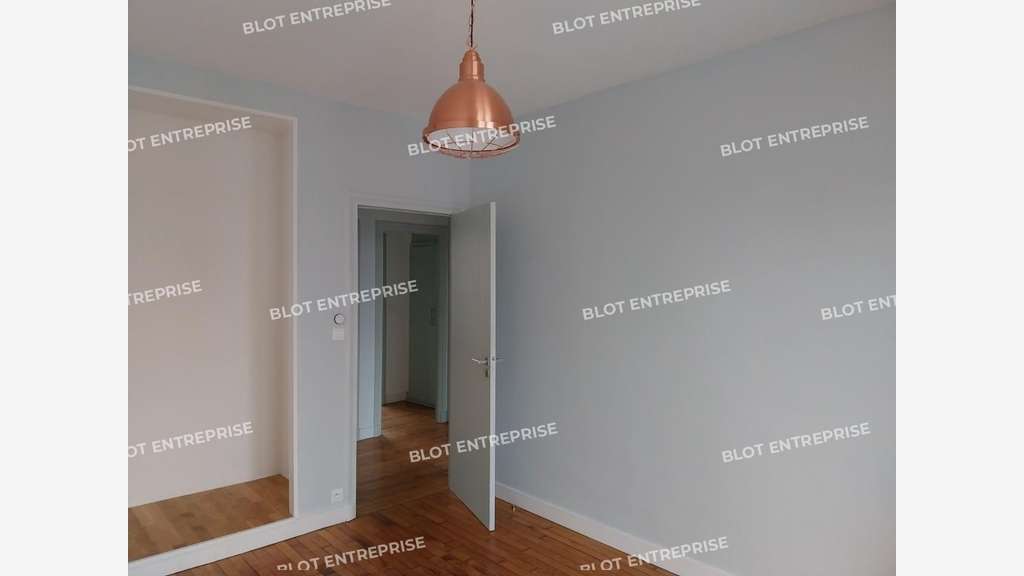 A louer bureaux 95m² R+1 Brest Place de la Liberté
