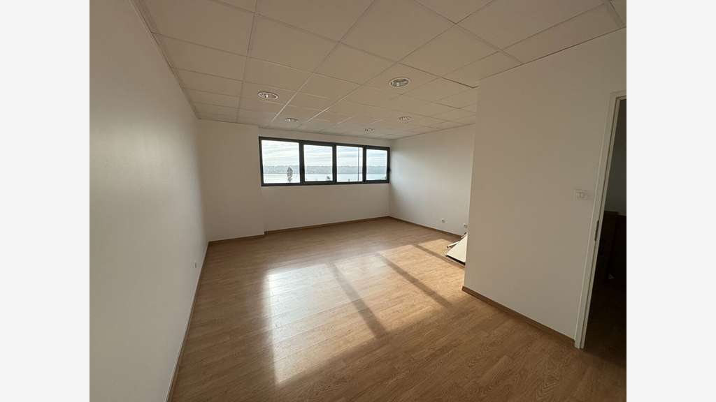 A louer bureaux 40m² R+1 à Brest Moulin Blanc