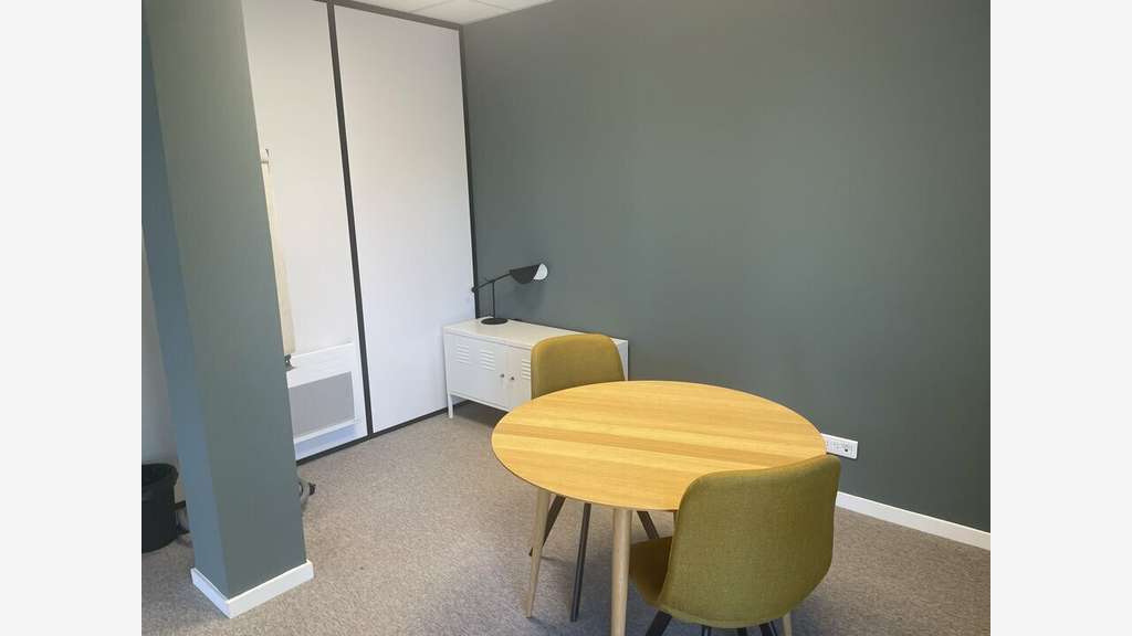 A louer plateau de bureaux 100m² à Brest Port