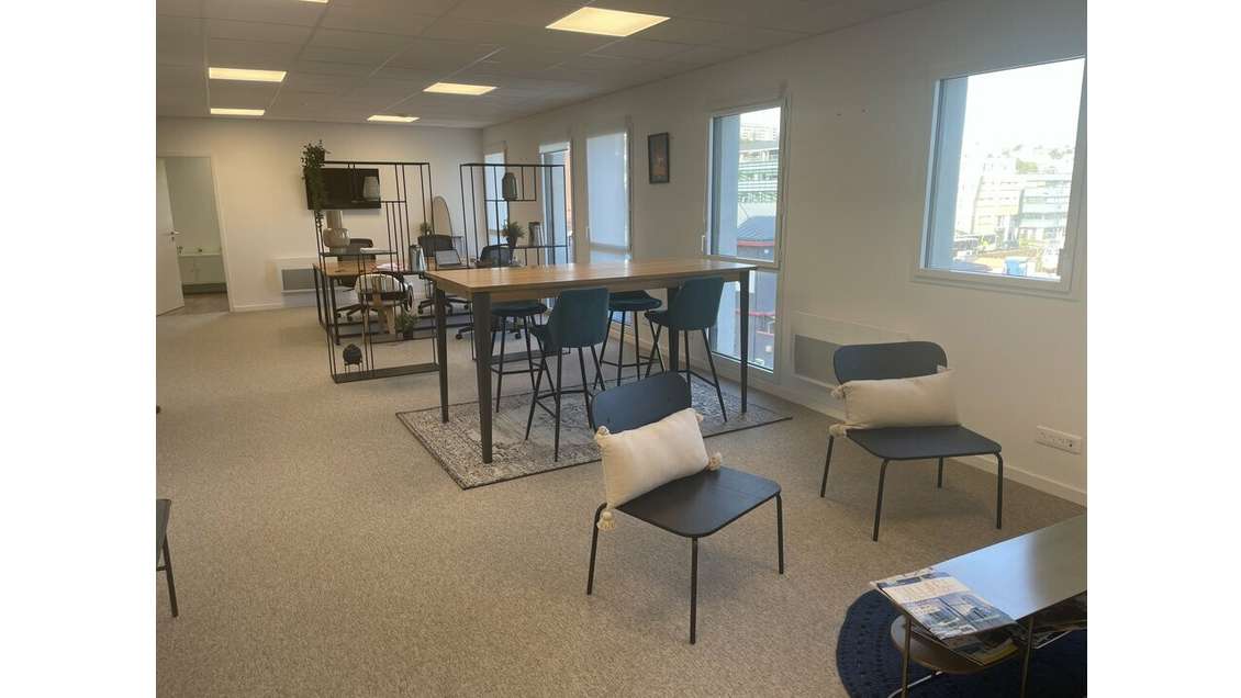 A louer plateau de bureaux 100m² à Brest Port