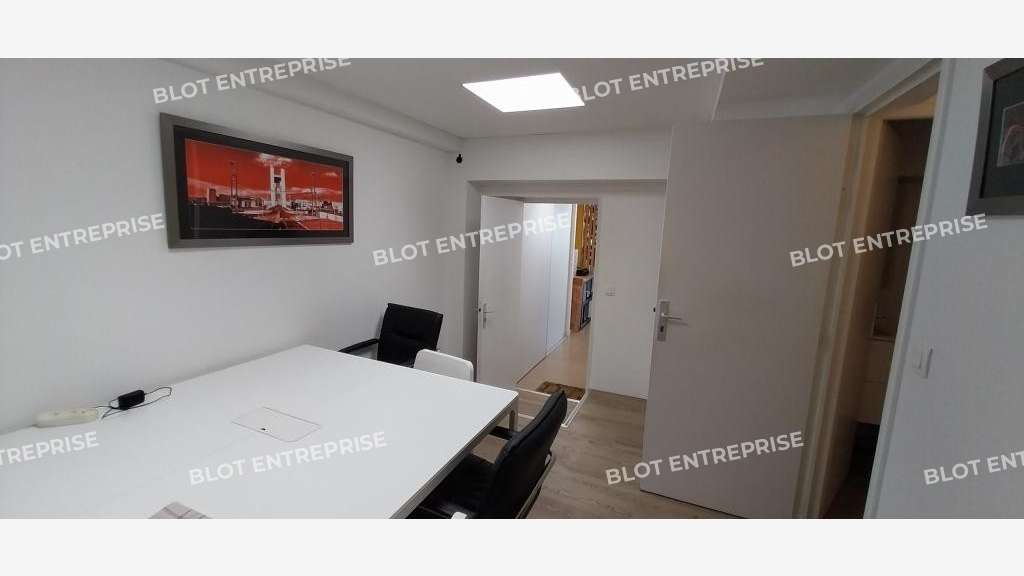 A louer local professionnel 60m² Brest prox gare