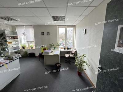 A louer à vendre bureaux 360m² à Brest cours Dajot